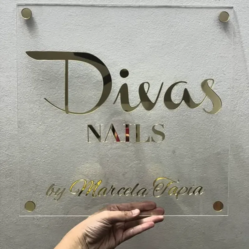 Carteles de Vinilo sobre Acrilico [A COTIZAR POR DIMENSIONES]