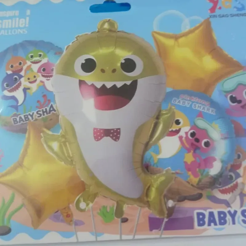 Baby shark amarillo