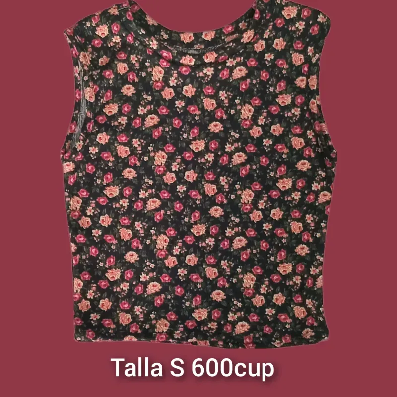 Blusa corta de flores