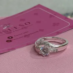 Anillo de Compromiso de Mujer