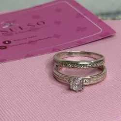 Anillo de Compromiso de Mujer