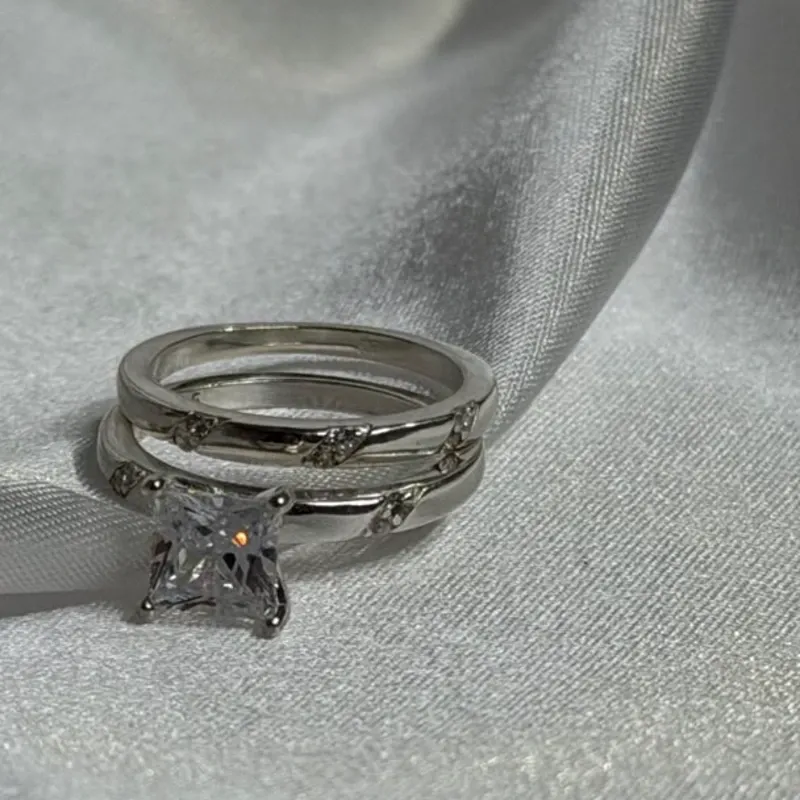 Anillo de Compromiso de Mujer