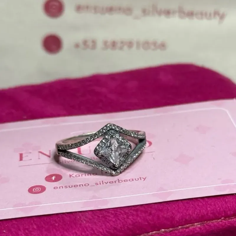 Anillo Pandora 