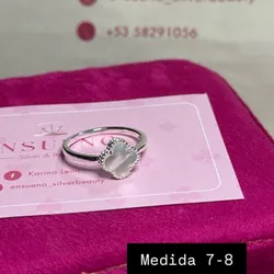 Anillo van cleef blanco , flor mediana 