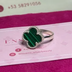 Anillo van cleef verde , flor grande 