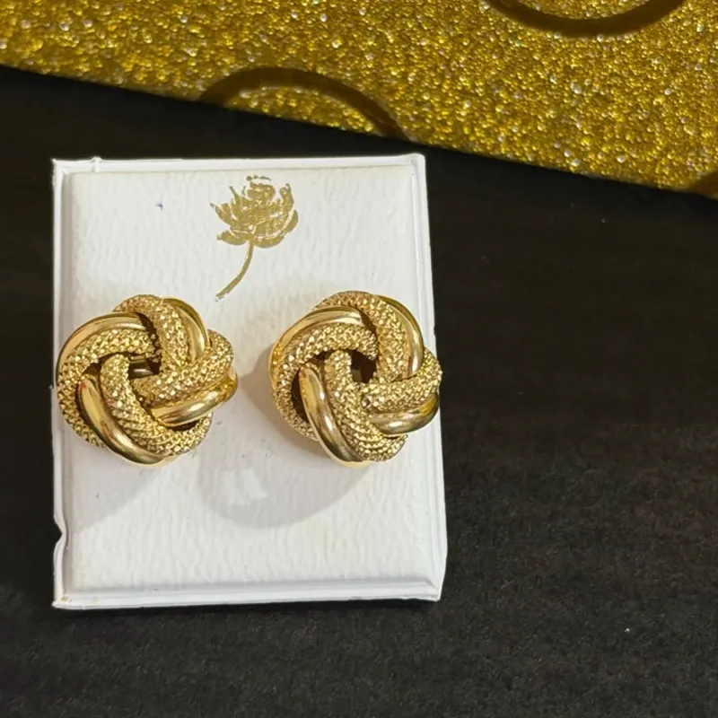 Arete