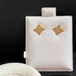 Aretes