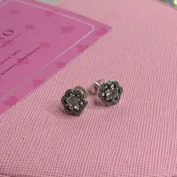 Aretes