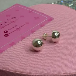 Aretes