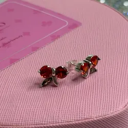 Aretes