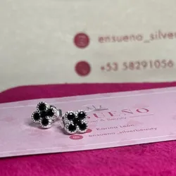 Aretes van cleef pequeños 