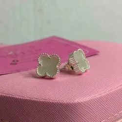 Aretes Van Cleef