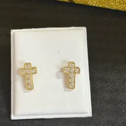 Aretes