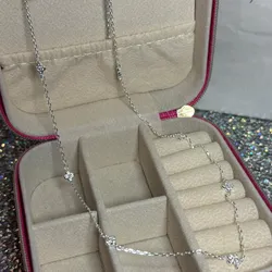 Cadena van cleef 7 flores 