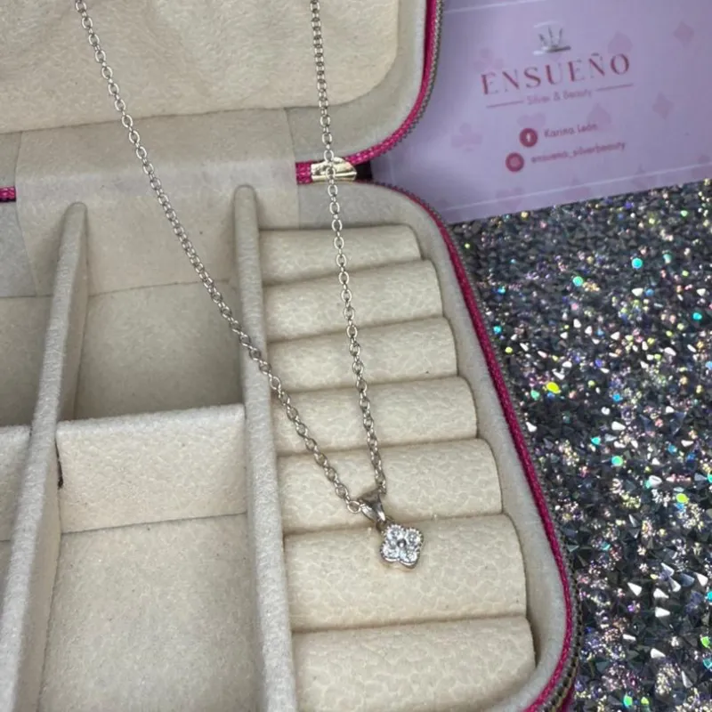 Cadena van cleef sencilla 