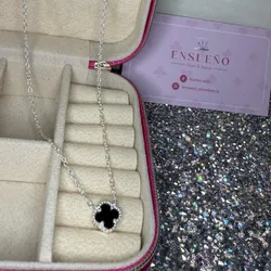 Cadena van cleef, una flor 