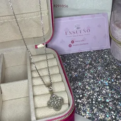 Cadena van cleef, una flor 