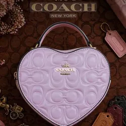 Cartera Coach