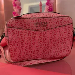 Cartera Guess