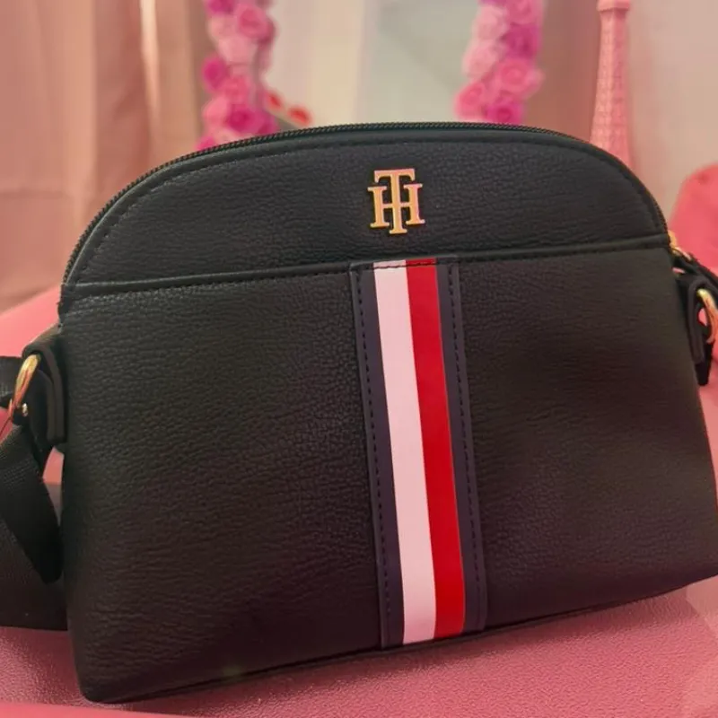 Cartera Tommy Hilfiger