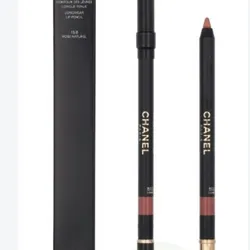 Delineadores de labios 👄 Chanel