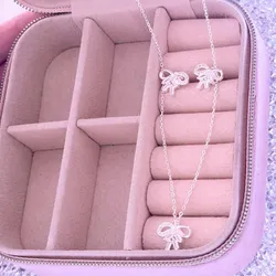 Juego de Cadena y aretes