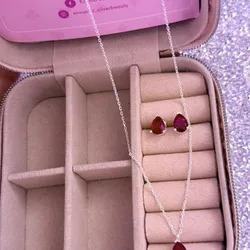 Juego de Cadena y aretes