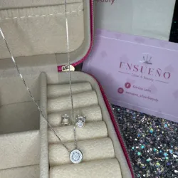 Juego de Cadena y Aretes 