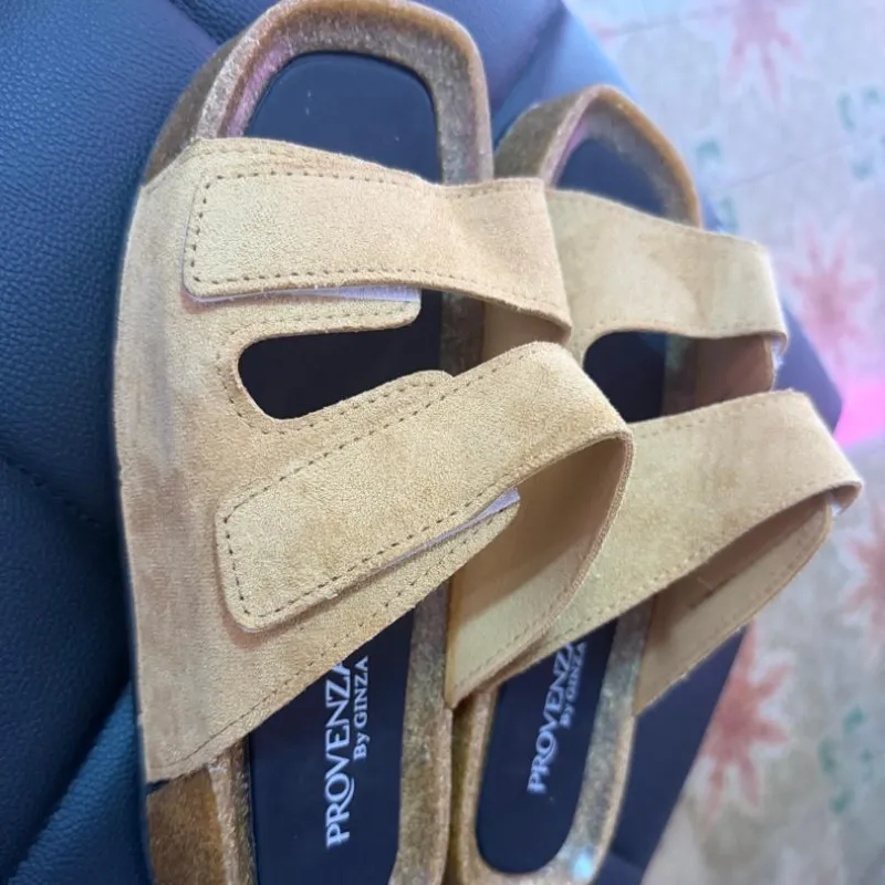 Sandalias
