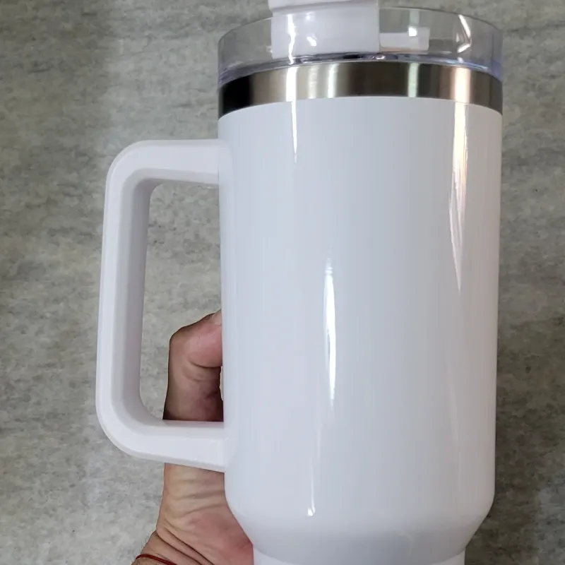 Jarra térmica con tapa de 40 onzas