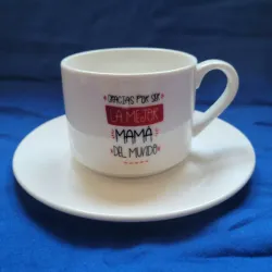 Taza de café con plato