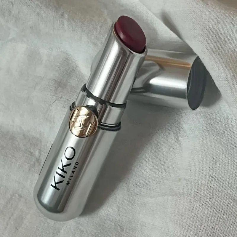 Labial en Barra (Tubular Plateado) Kiko Milano