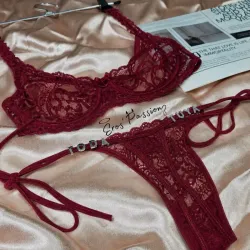 Conjunto de lenceria tanga de encaje estilo bikini+ Ajustador de encaje ROJO M