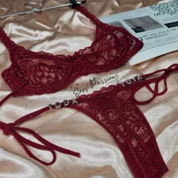 Conjunto de lenceria tanga de encaje estilo bikini+ Ajustador de encaje ROJO