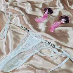 Conjunto de lenceria Tanga de encaje estilo bikini + Pezoneras con lentejuelas y colgante