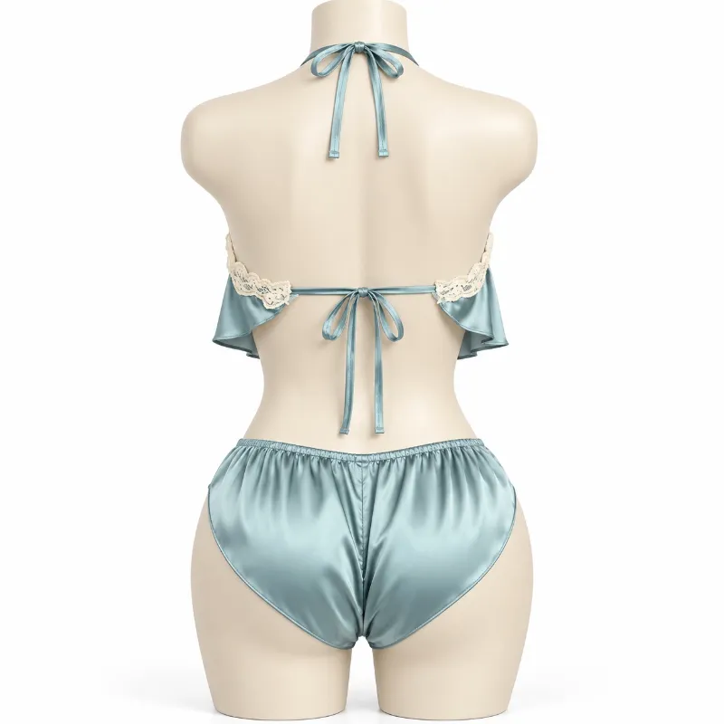 Pijama de short y blusa de satín