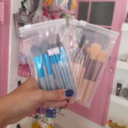 Brochas de maquillaje pequeñas