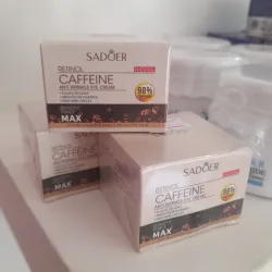 Contorno de ojos de retinol y cafeína 