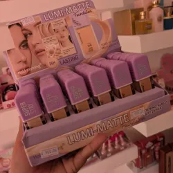 Corrector de ojeras