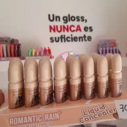 Corrector de ojeras