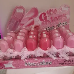 Lip Gloss + lápiz delineador