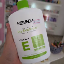 Crema corporal de vitamina E