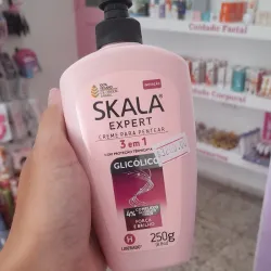 Crema de peinar para todo tipo de cabello