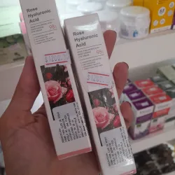 Contorno de ojo de ácido hialurónico 