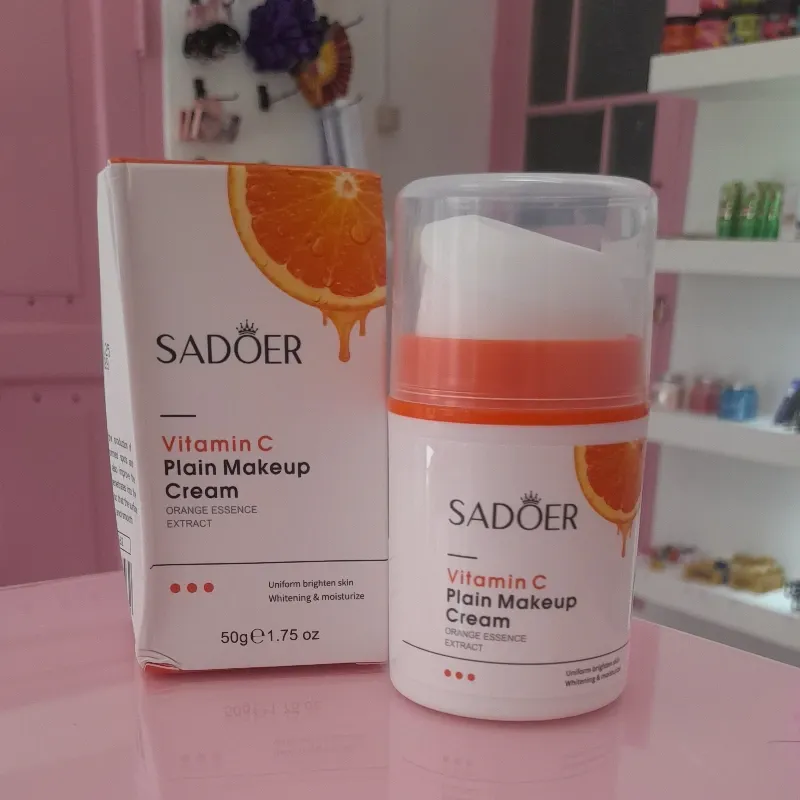 Crema facial de vitamina C para antes del maquillaje