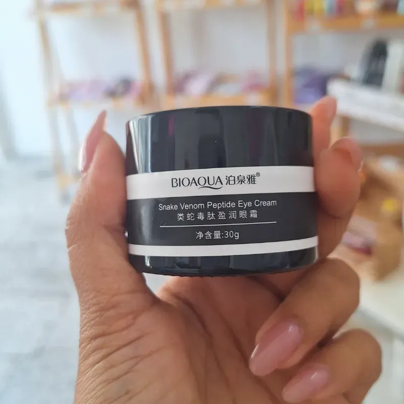 Crema para ojos con péptidos 