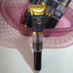 Gel para cejas y pestañas 