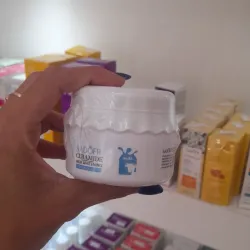 Crema facial de ceramidas y leche 