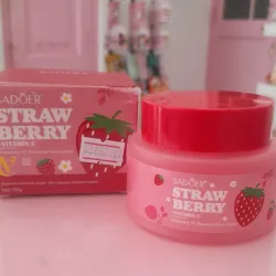 Crema facial de fresa y vitamina C