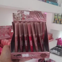 Delineador de labios